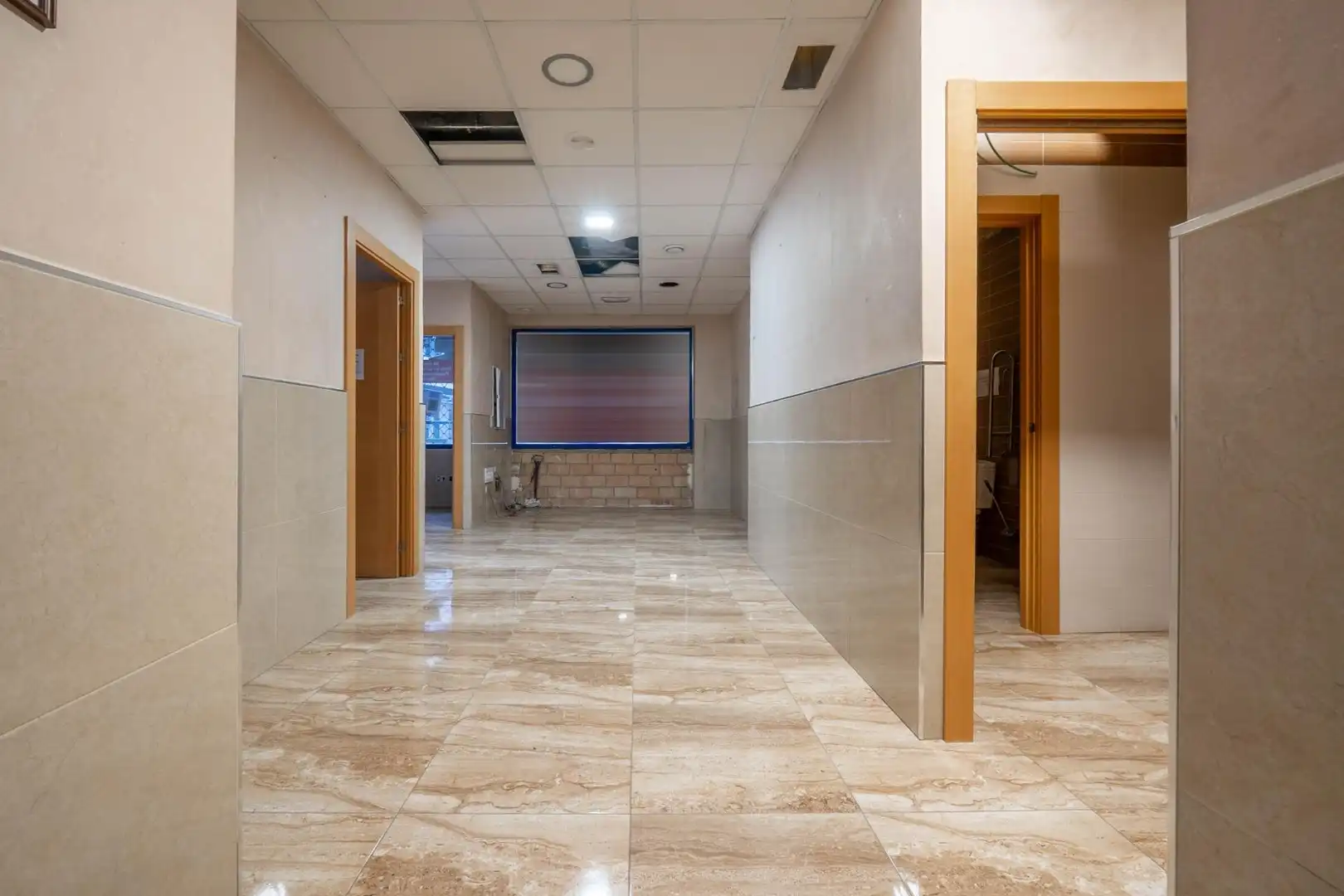 Local comercial de lloguer a Avenida del Doctor Olóriz, imagen 26