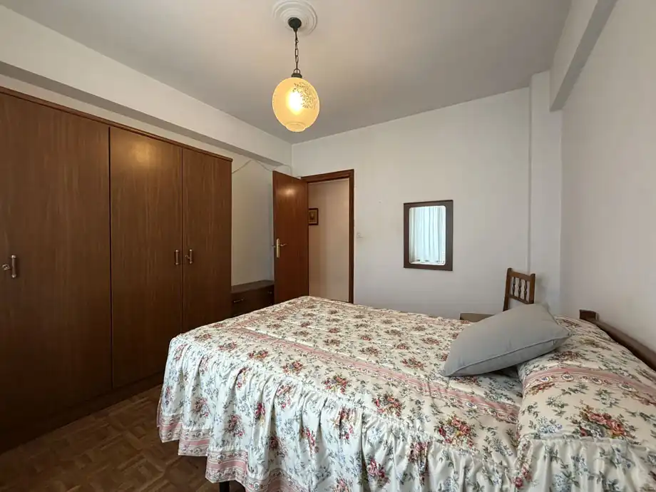 Bedroom of Flat for sale in Vitoria - Gasteiz  with Heating, Storage room and Furnished