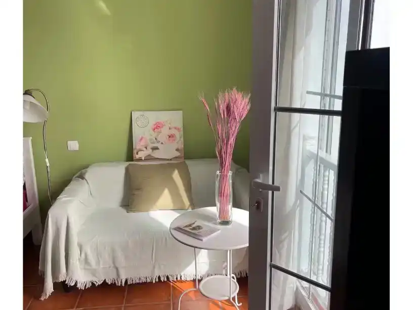 Sala de estar de Piso de alquiler en Haría con Aire acondicionado, Parquet y Amueblado