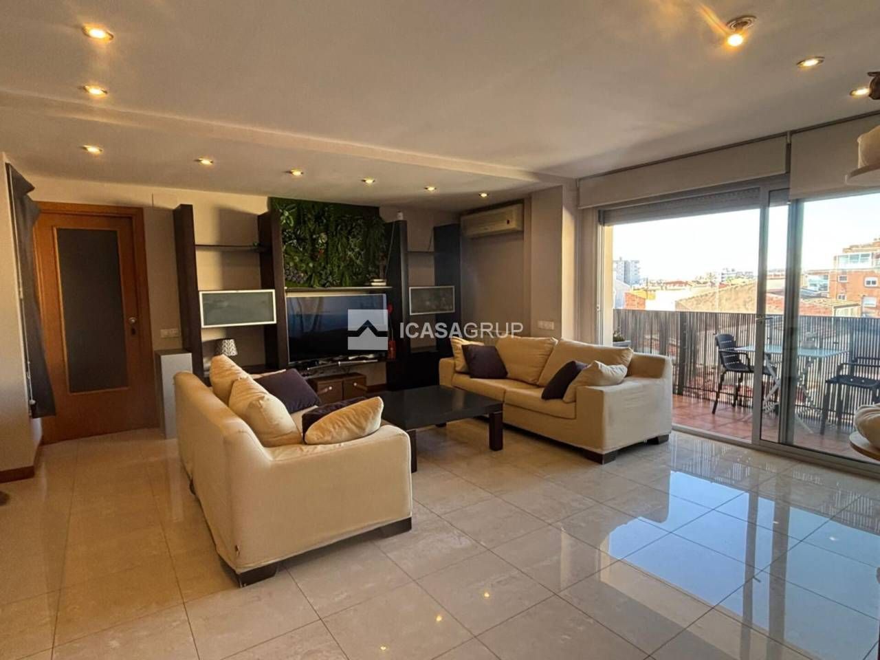 Living room of Duplex for sale in Terrassa  with Air Conditioner, Heating and Terrace
