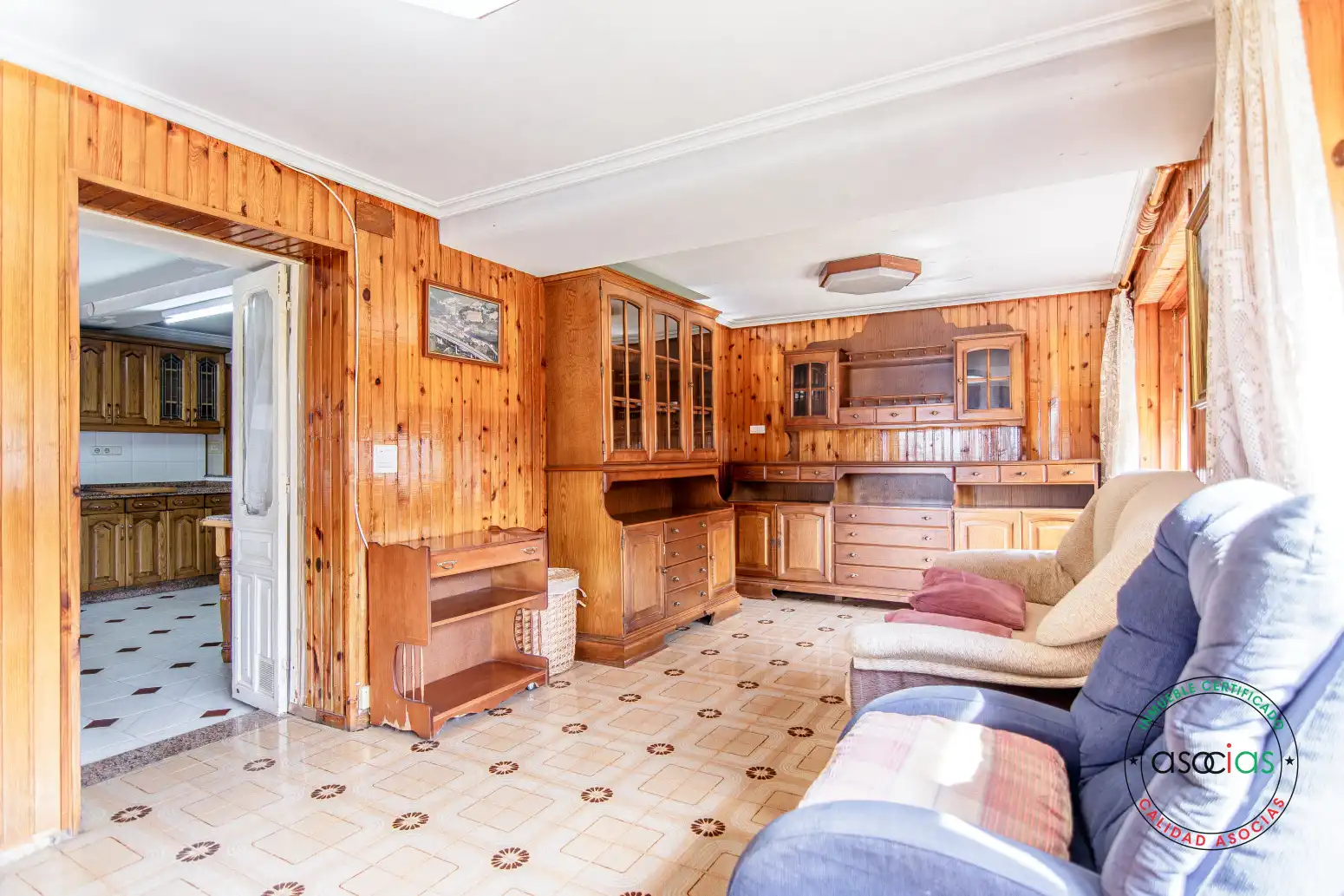 Sala de estar de Casa o chalet en venta en Las Regueras   con Calefacción y Jardín privado