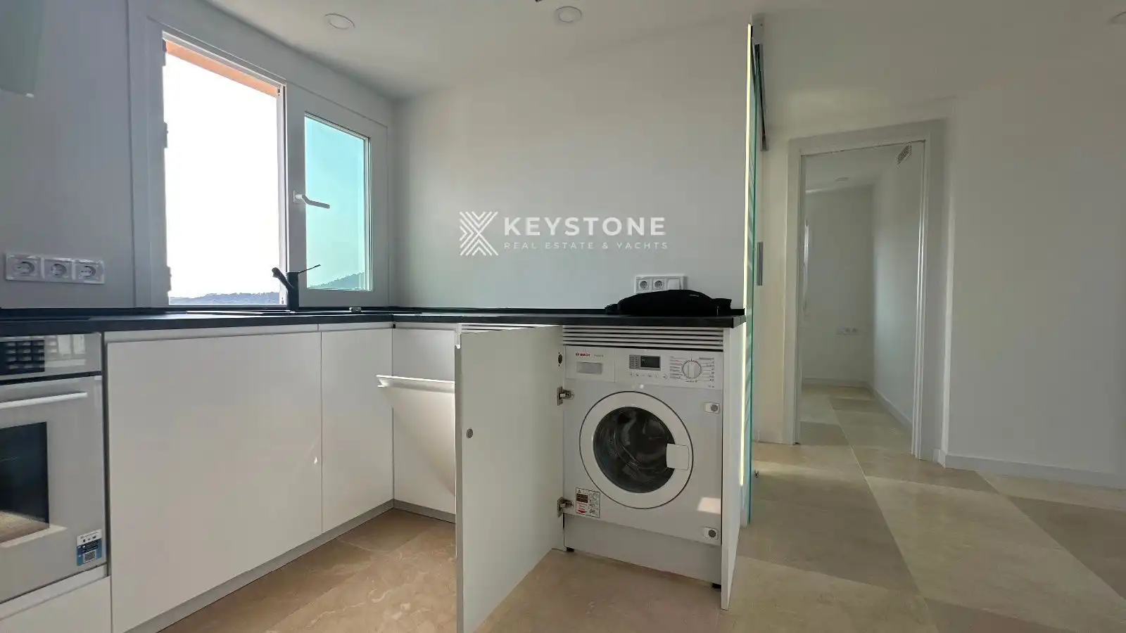 Flat for rent in Avinguda S'Olivera, Magaluf