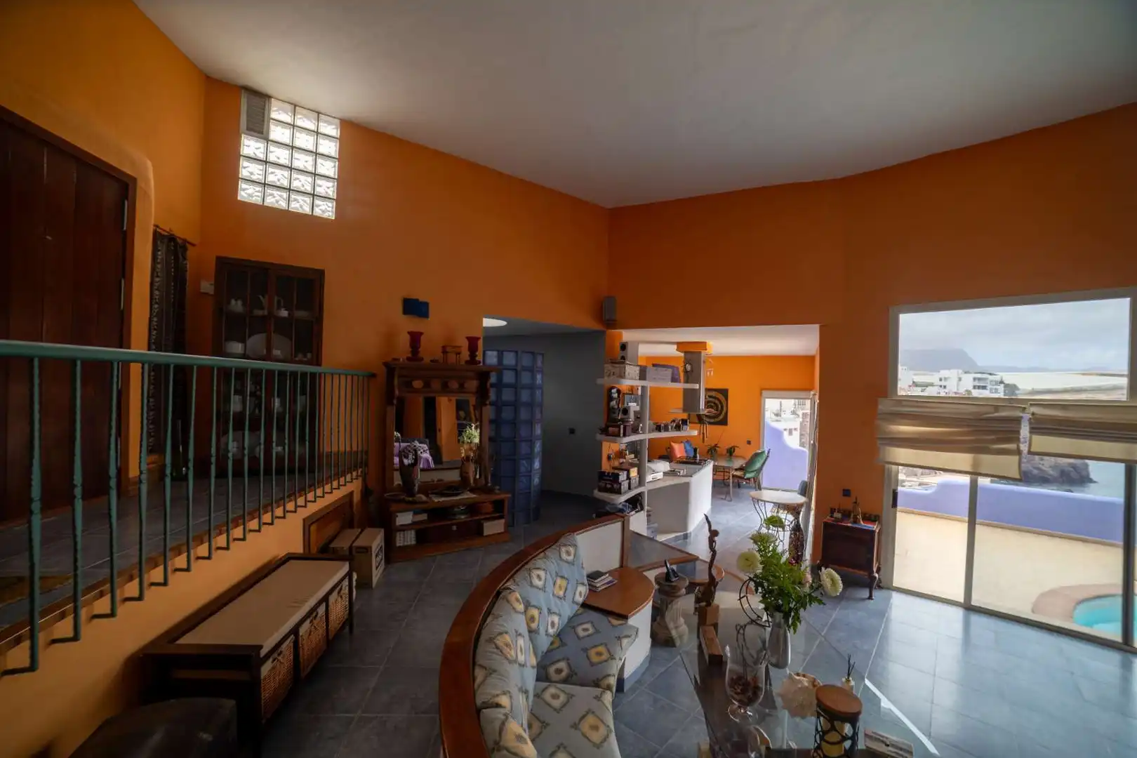 Living room of Detached homes for sale in Gáldar  with Terrace, Swimming Pool and Furnished