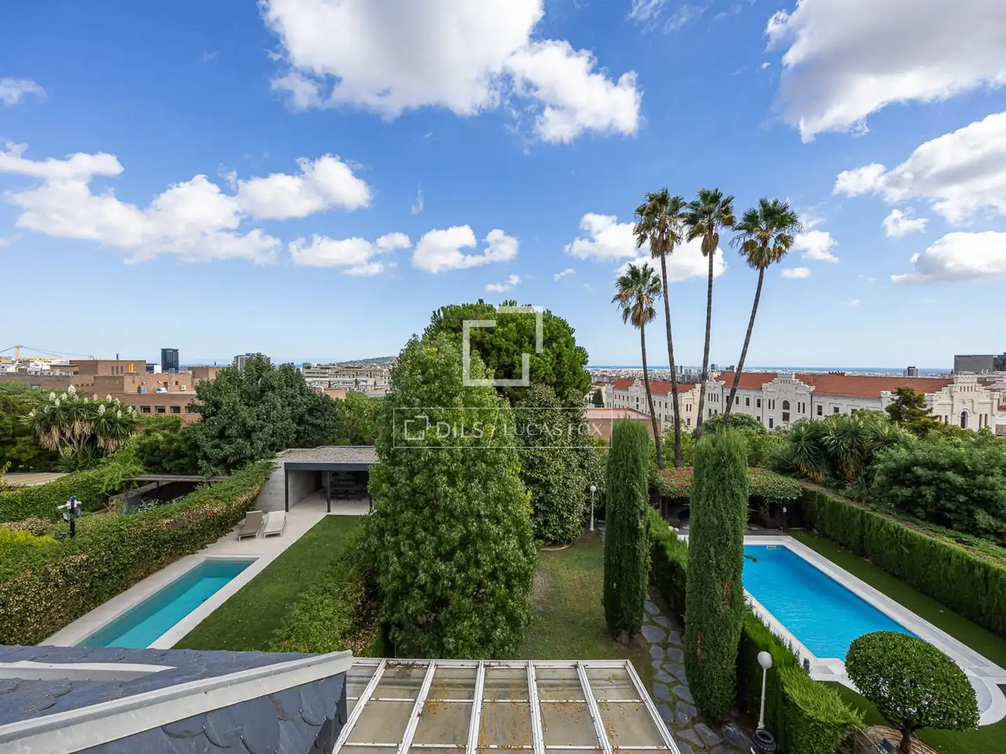 Jardín de Casa o chalet en venta en Barcelona con Aire acondicionado, Terraza y Trastero