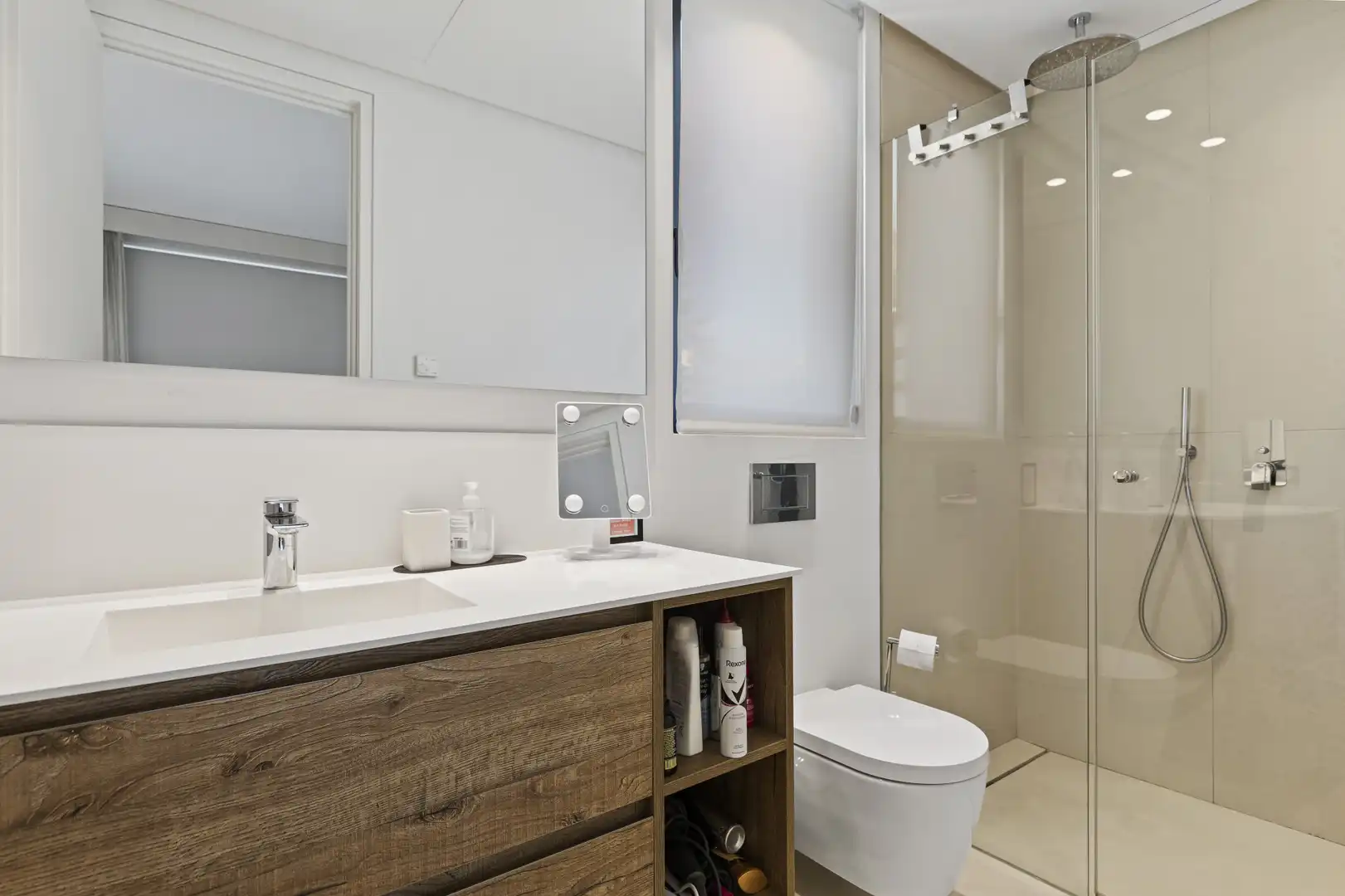 Baño de Casa o chalet en venta en Marbella con Aire acondicionado, Jardín privado y Terraza