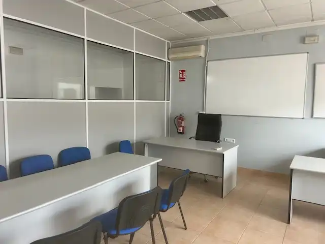 Commercial properties for rent in Puertollano  with Air Conditioner and Furnished