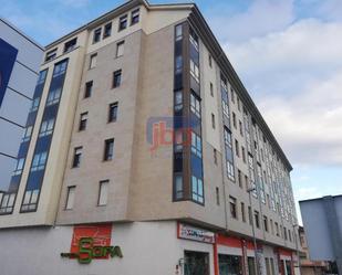Vista exterior de Apartament de lloguer en Ourense Capital  amb Calefacció, Traster i Moblat