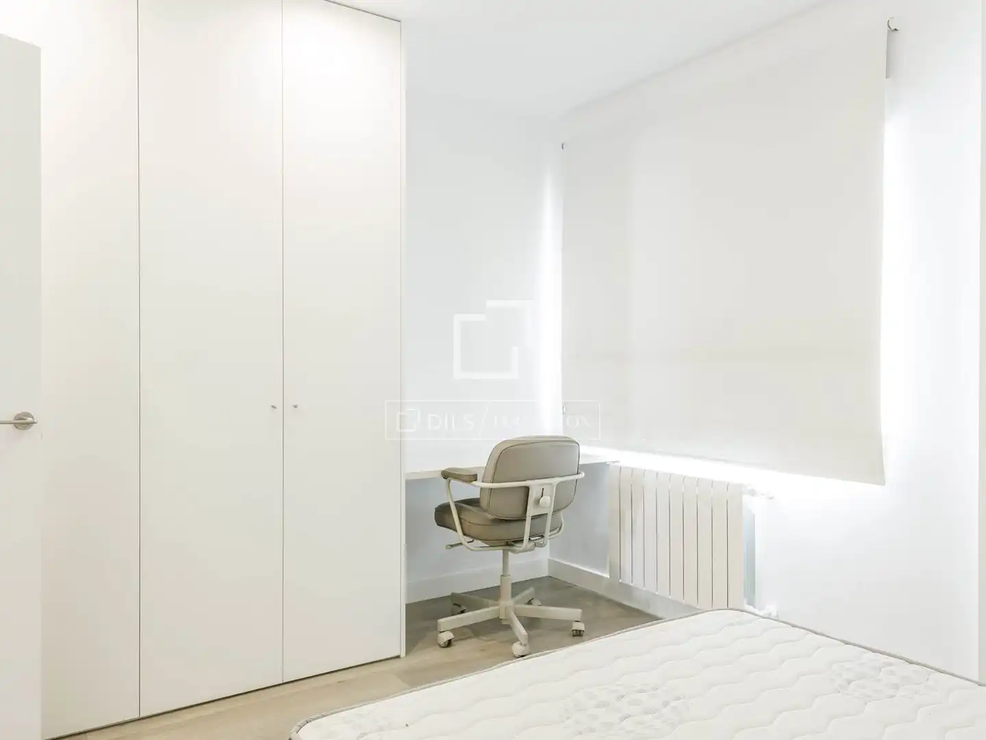 Dormitori de Àtic de lloguer en Valencia amb Aire condicionat, Calefacció i Parquet