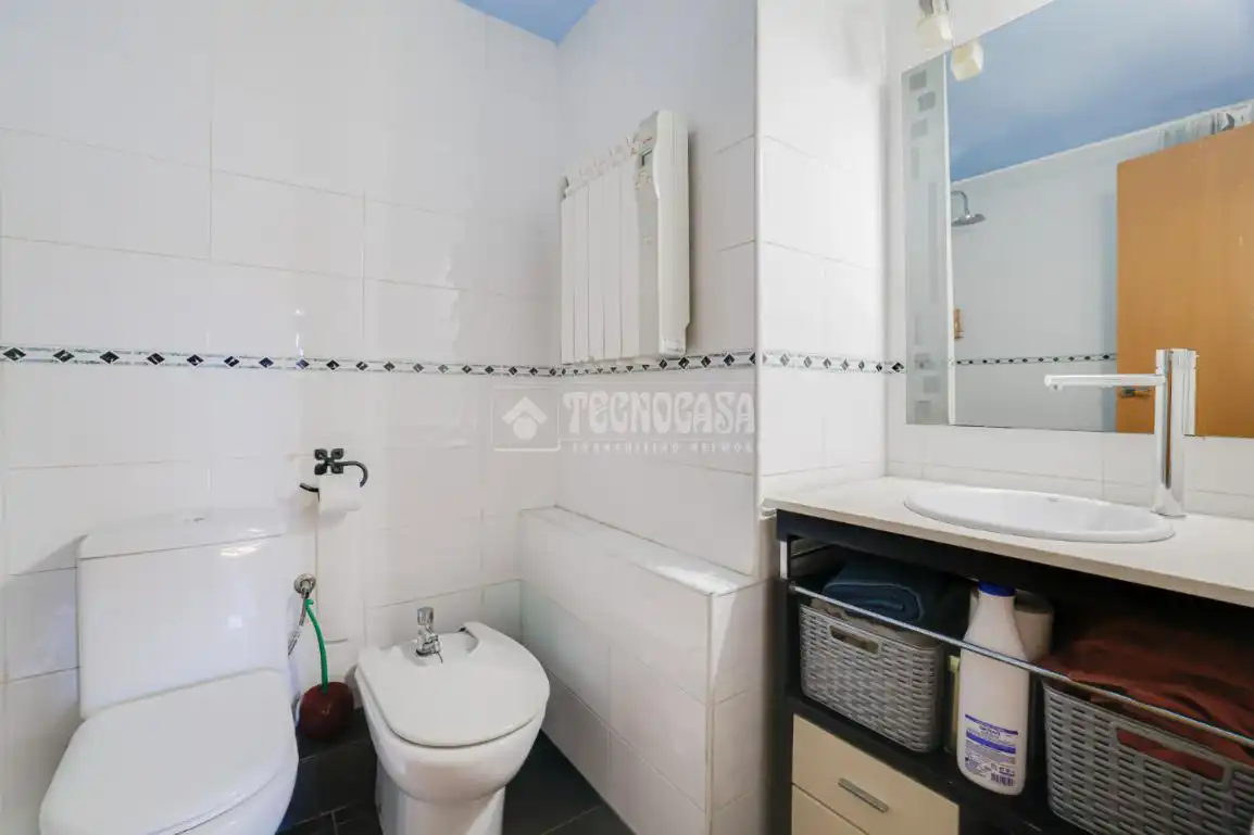 Piso en venta en Carrer de la Font del Ferro, Ca n'Oriol