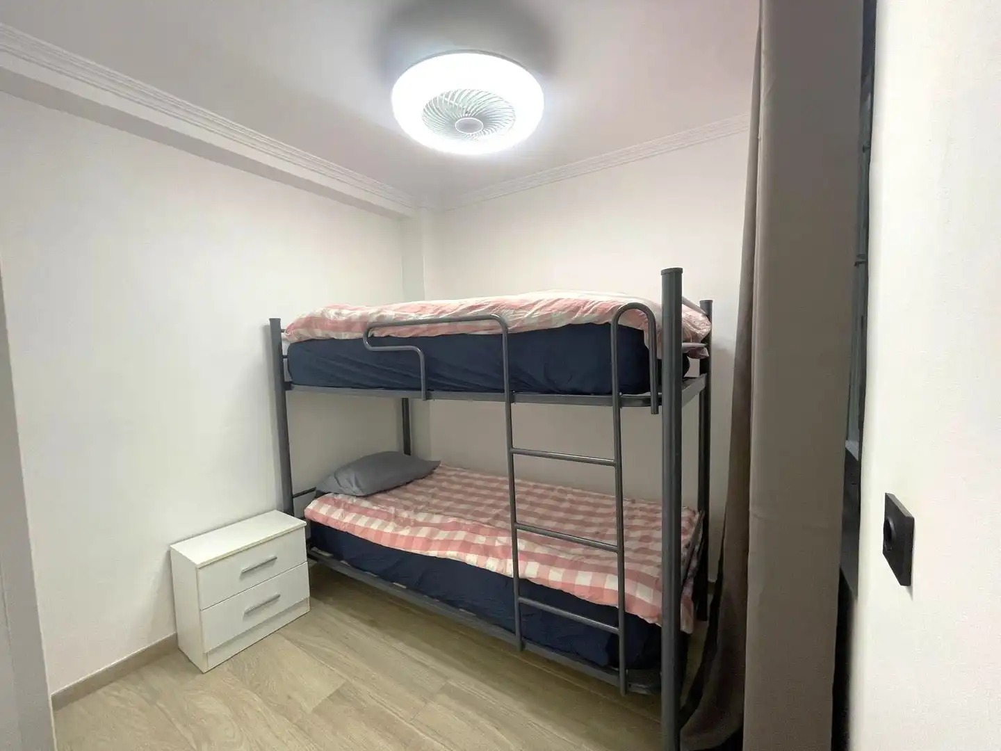 Bedroom of Apartments for rent in Santa Pola  with Furnished