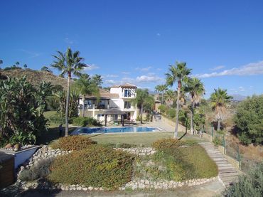 Xalet amb piscina en venda a Selwo