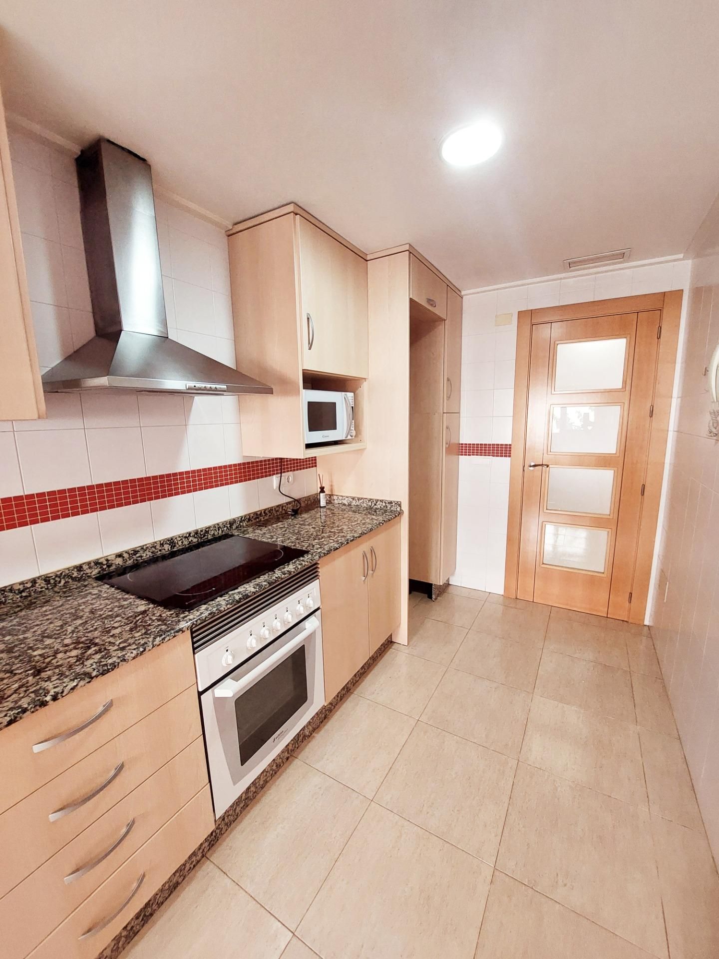 Cuina de Pis en venda en  Murcia Capital amb Terrassa i Traster