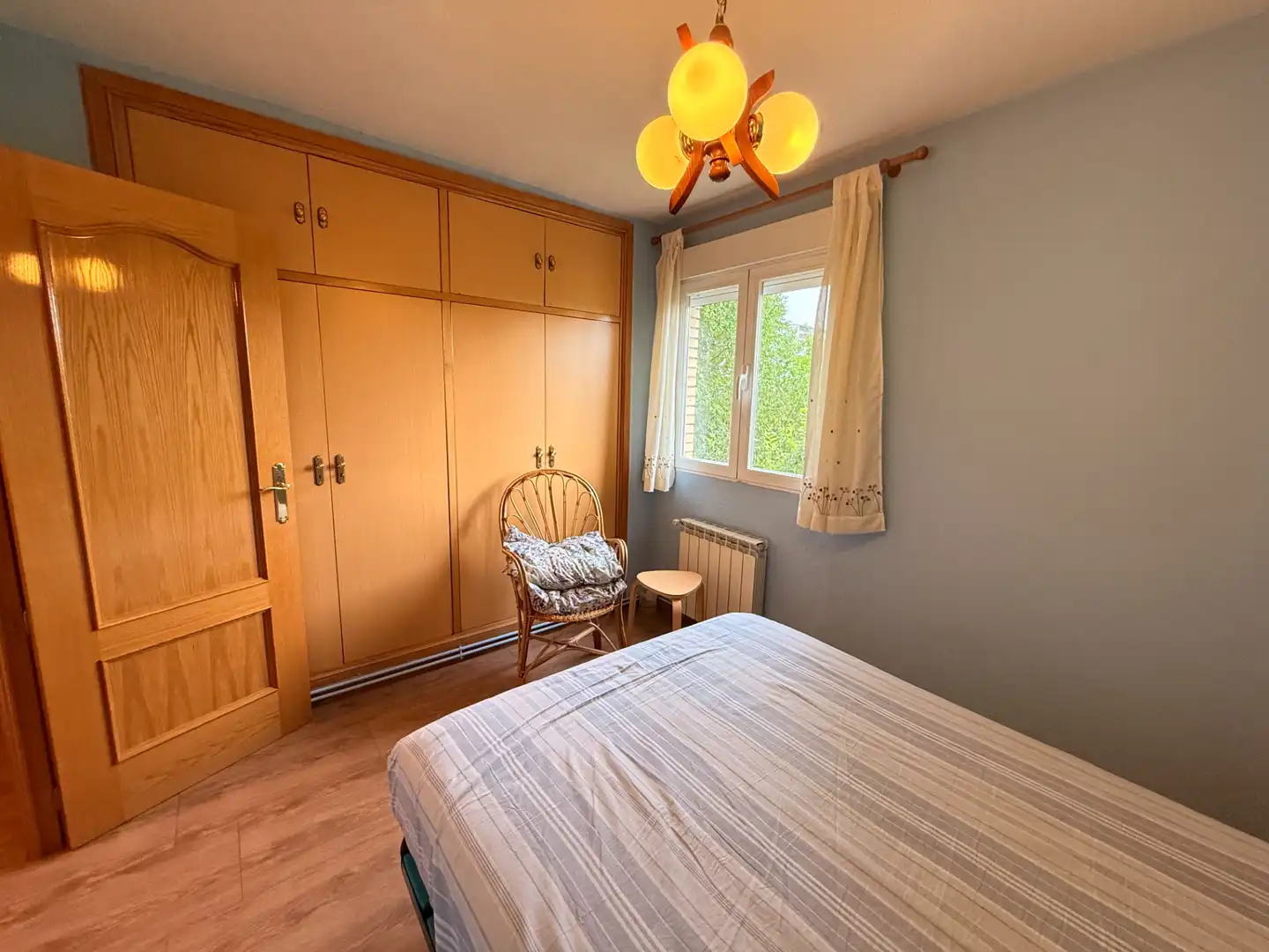 Bedroom of Flat for sale in Madrid  with Heating, Terrace and Storage room