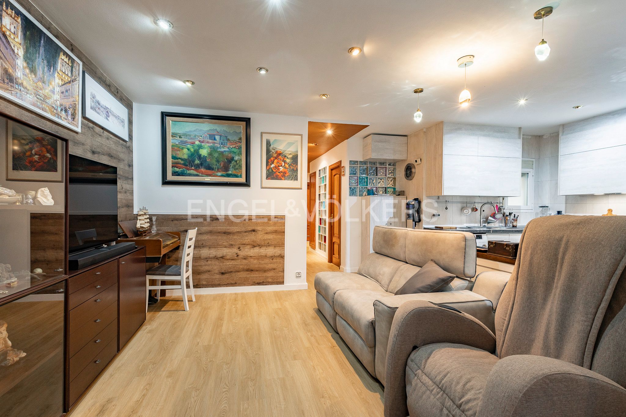 Living room of Apartment for sale in Manresa  with Heating, Parquet flooring and Sauna