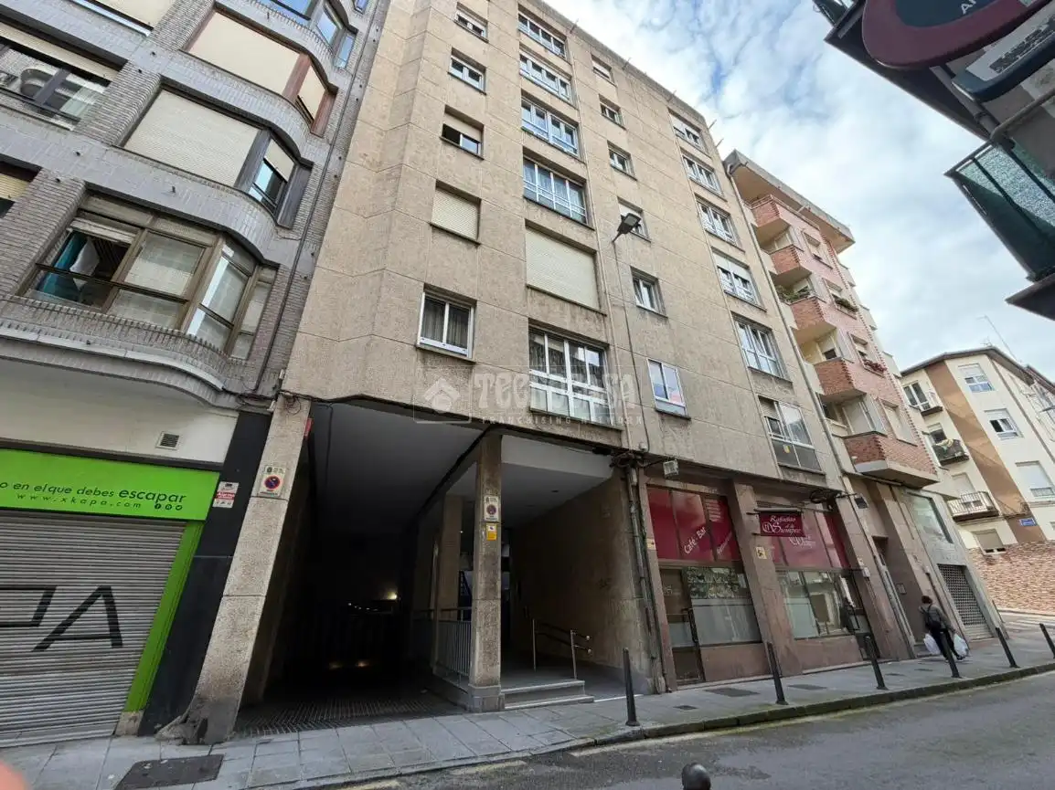 Vista exterior de Piso en venta en Santander con Calefacción y Alarma