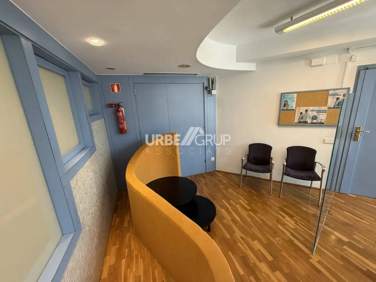Büro zur Miete in Terrassa mit Heizung