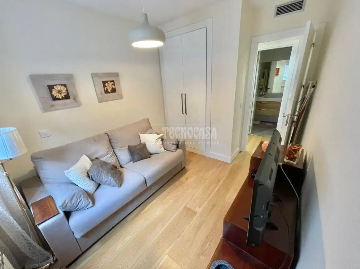 Habitación de Piso en venta en Madrid con Aire acondicionado, Calefacción y Balcón