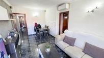 Living room of Flat for sale in Sant Vicenç Dels Horts  with Air Conditioner, Heating and Terrace