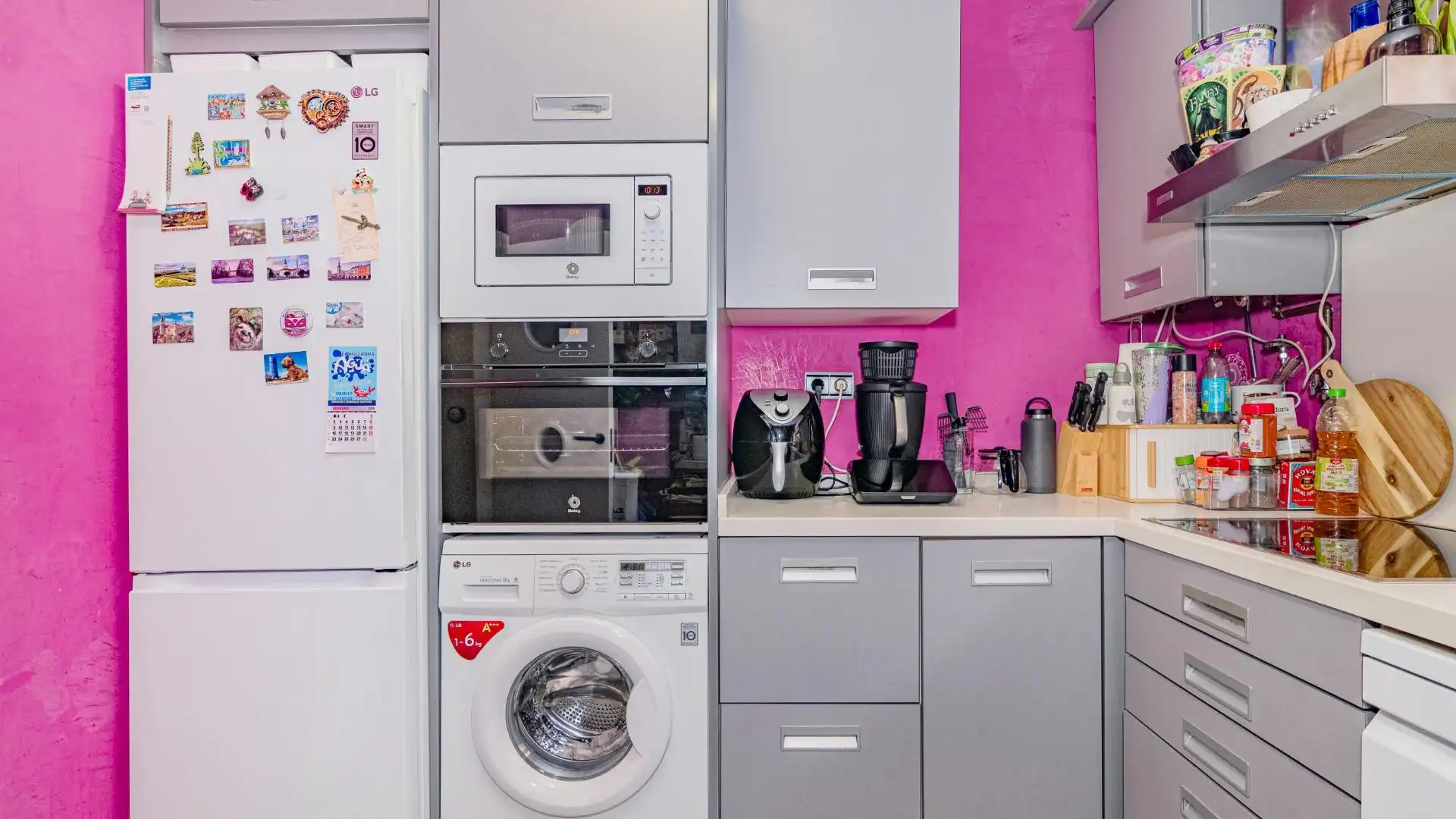 Flat for sale in Plaza de San Pedro, La Zubia Ciudad