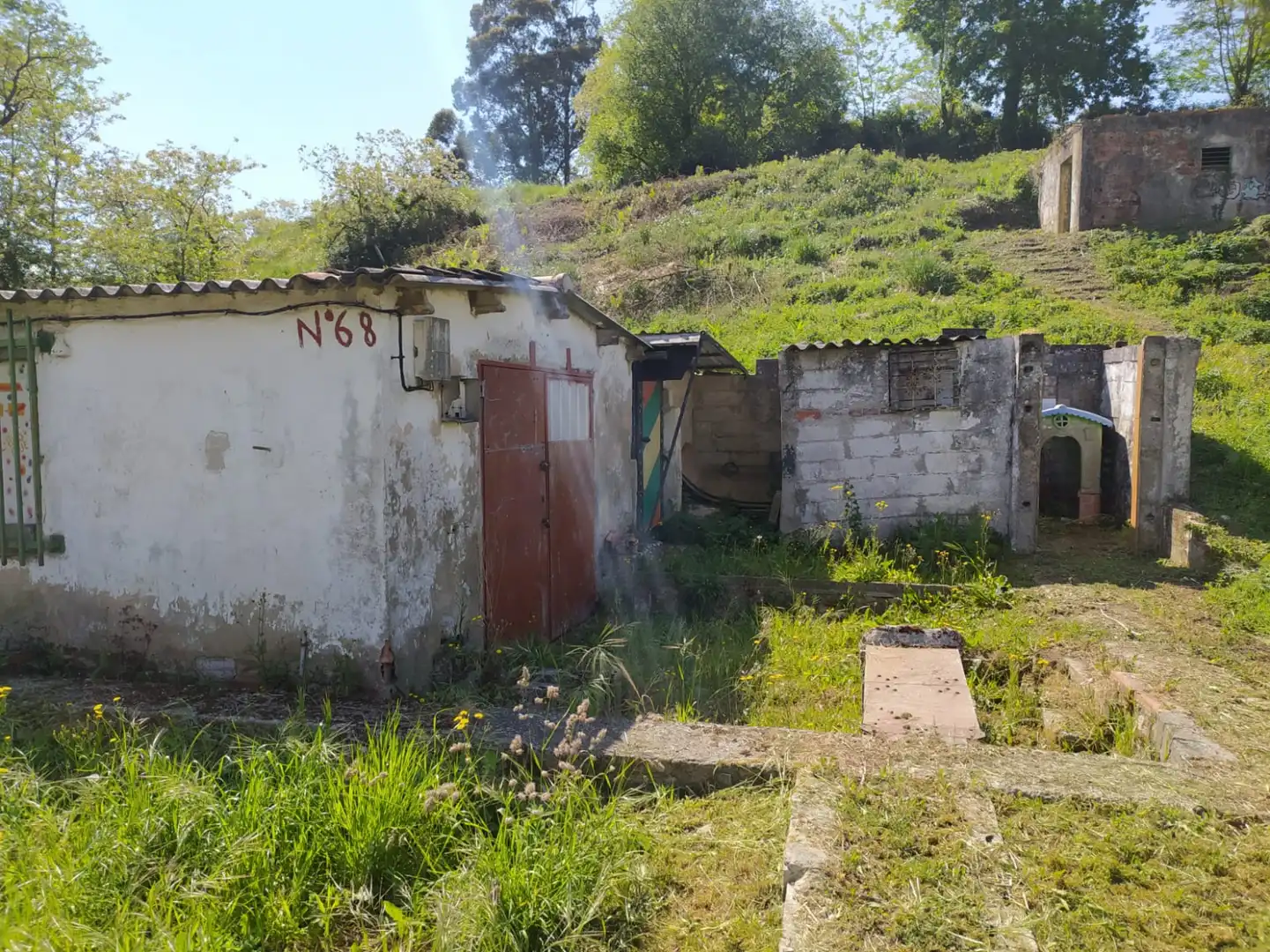 Vista exterior de Terreno en venta en Santillana del Mar