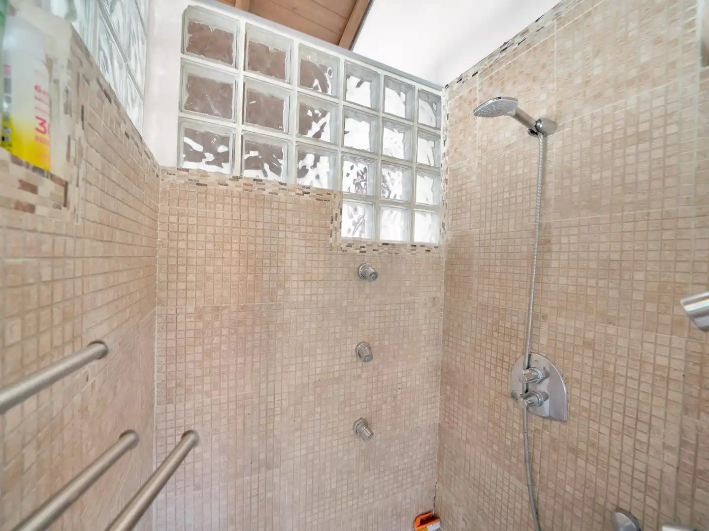 Badezimmer von Haus oder Chalet zum Verkauf in Ojén mit Terrasse