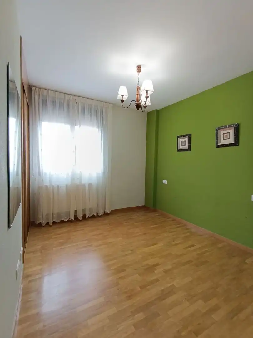 Schlafzimmer von Wohnung zum Verkauf in Ciudad Real mit Klimaanlage, Heizung und Abstellraum