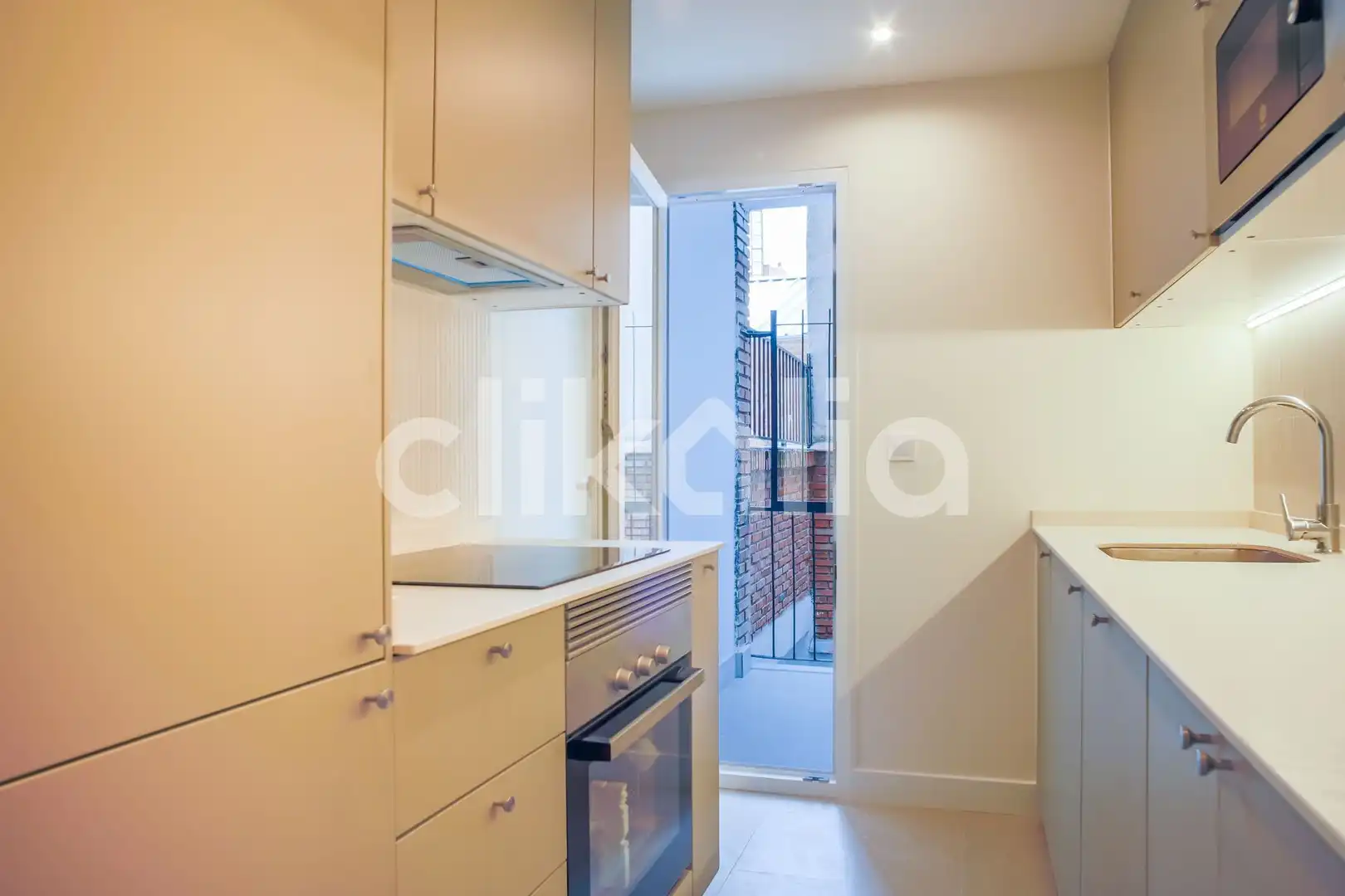 Kitchen of Flat for sale in Madrid  with Air Conditioner, Heating and Terrace