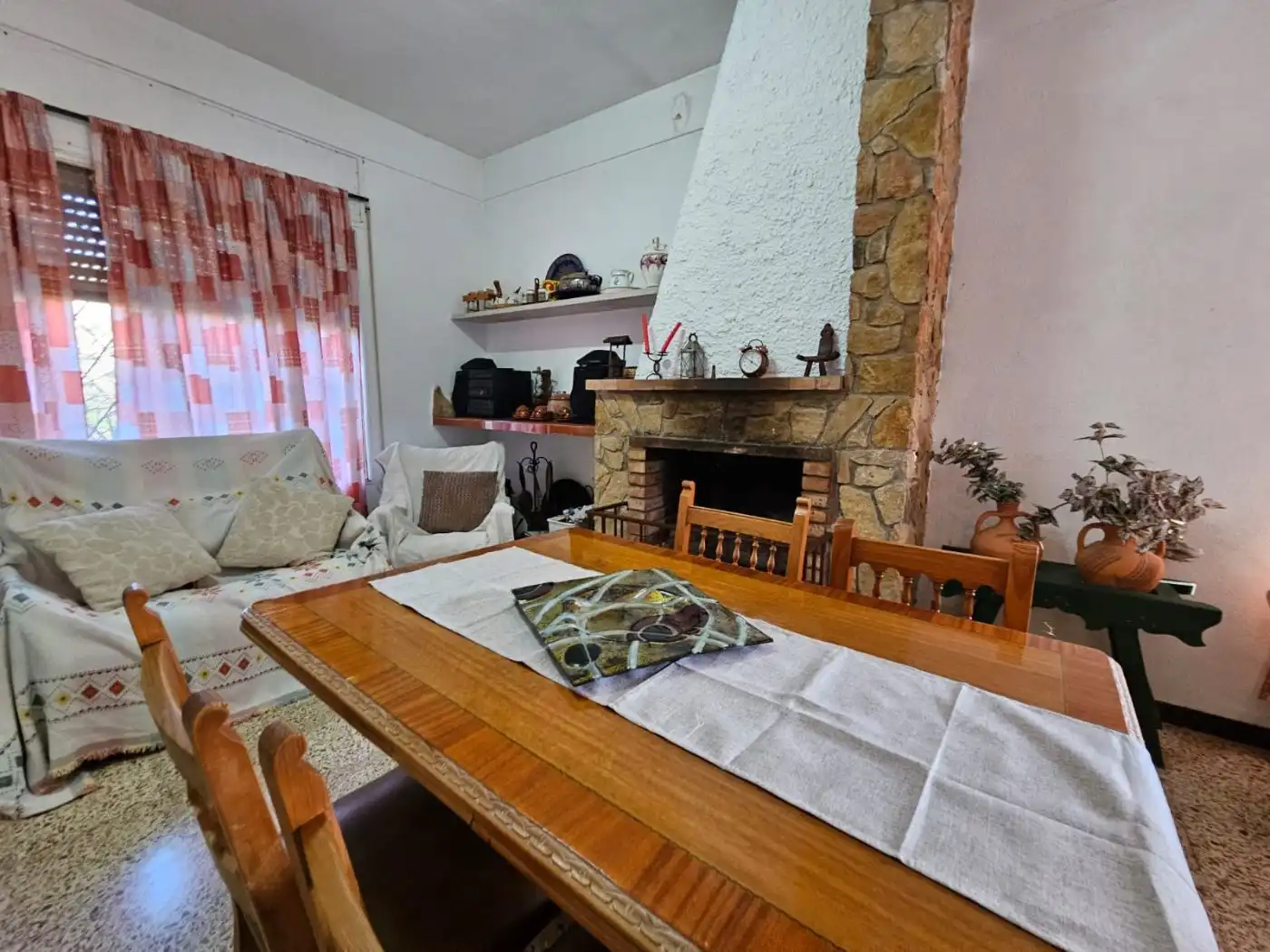Wohnzimmer von Country house zum Verkauf in Rossell mit Privatgarten, Abstellraum und Möbliert