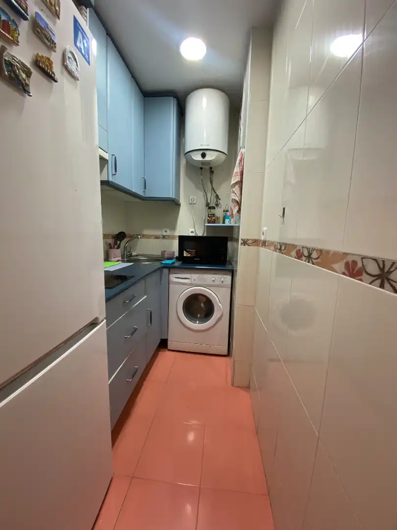 Kitchen of Flat for rent in Madrid  with Heating, Furnished and Washing machine