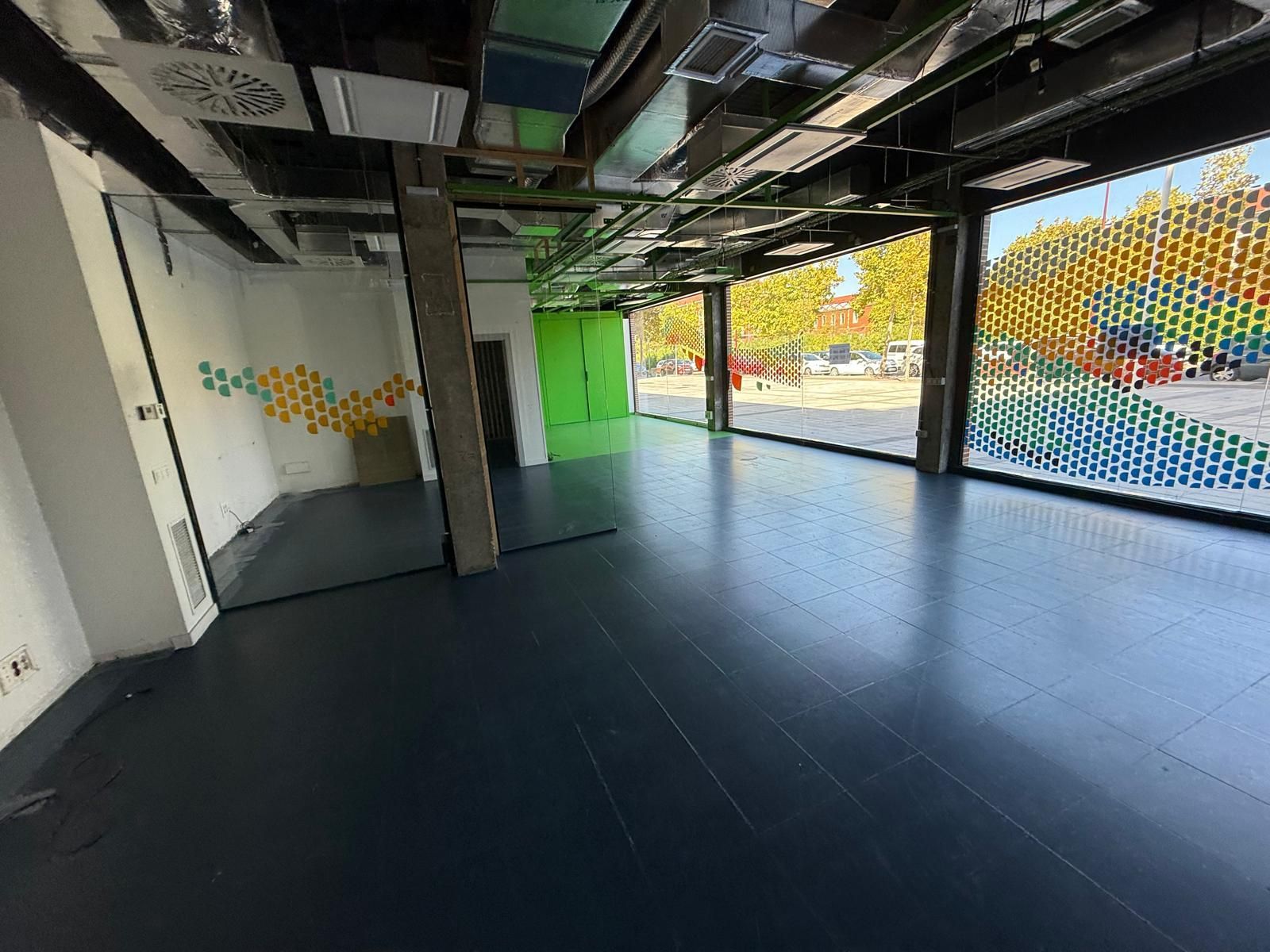 Premises for sale in Valladolid Capital  with Air Conditioner