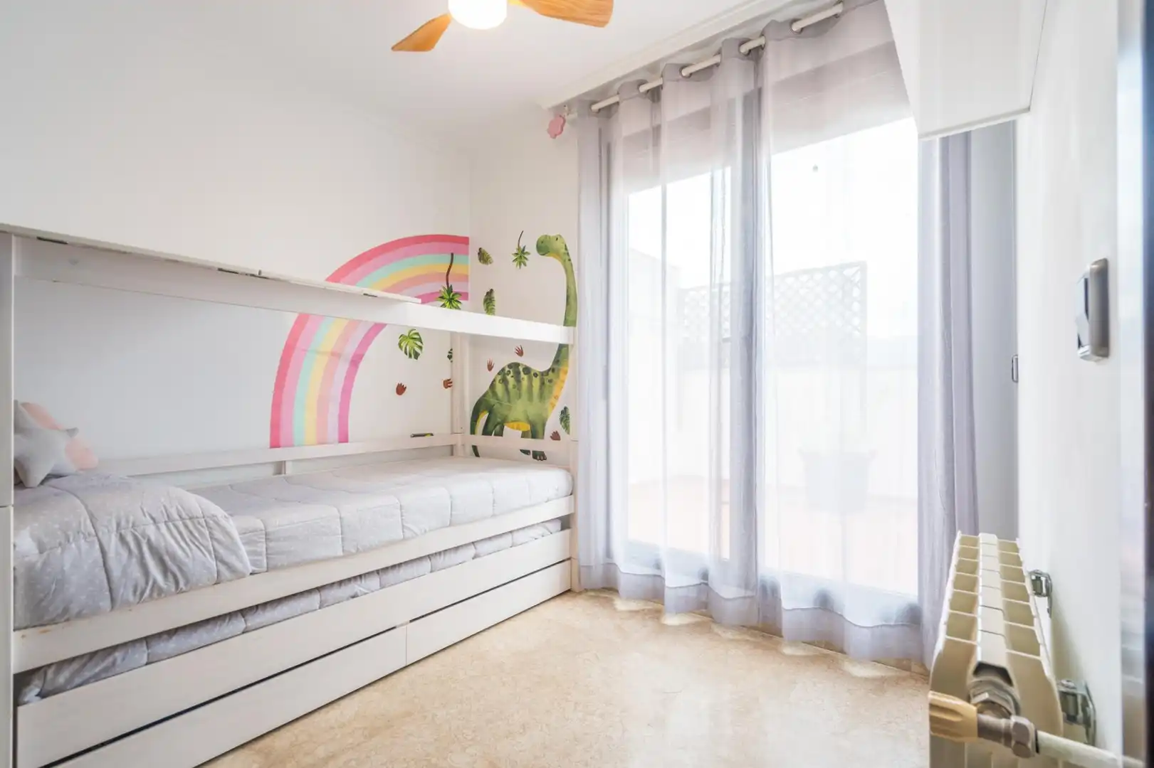 Bedroom of Attic for sale in Tavernes de la Valldigna  with Air Conditioner, Heating and Terrace
