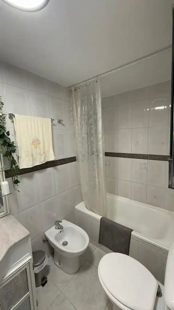 Bathroom of Houses for sale in Sevilla