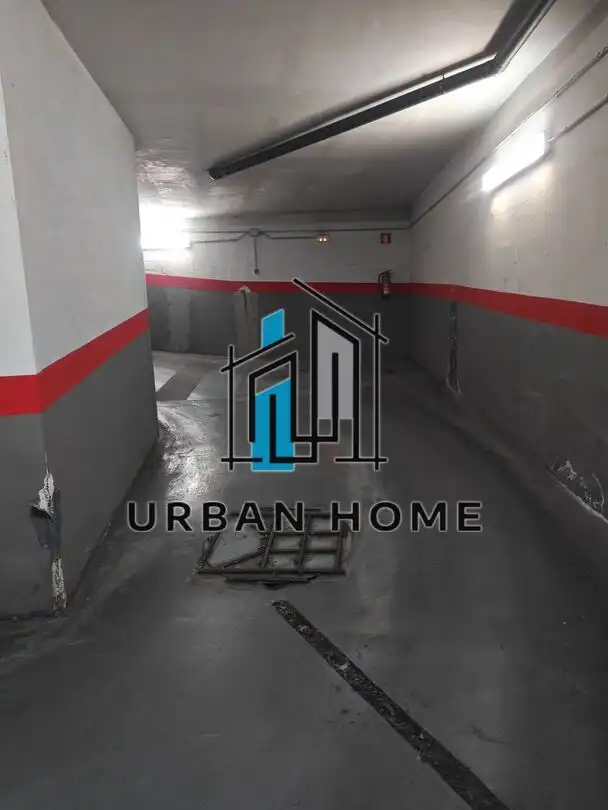 Parking de Dúplex en venta en San Andrés del Rabanedo con Calefacción, Trastero y Balcón