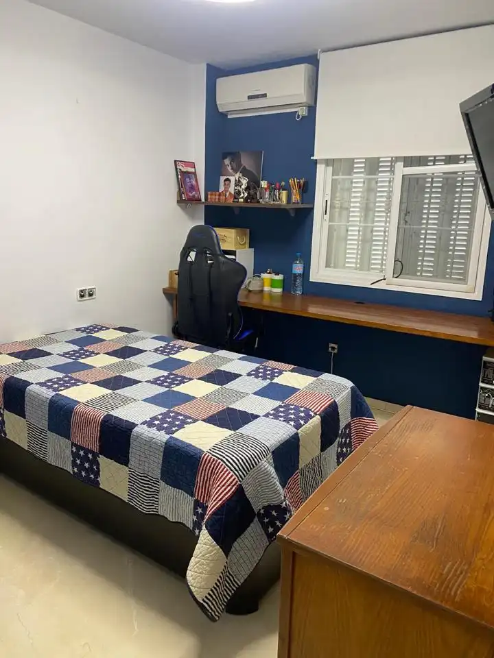 Habitación de Casa o chalet en venta en Melilla