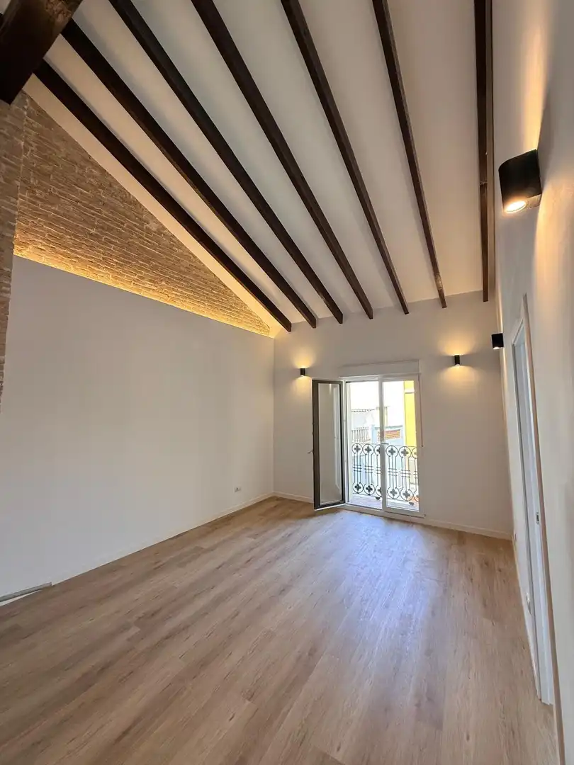 Attic for rent in Carcaixent