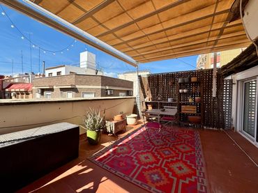 Àtic de lloguer a Calle BALSAS