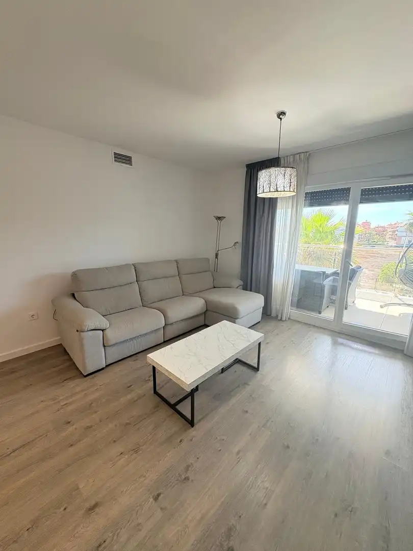 Flat for rent in Playa de Granada