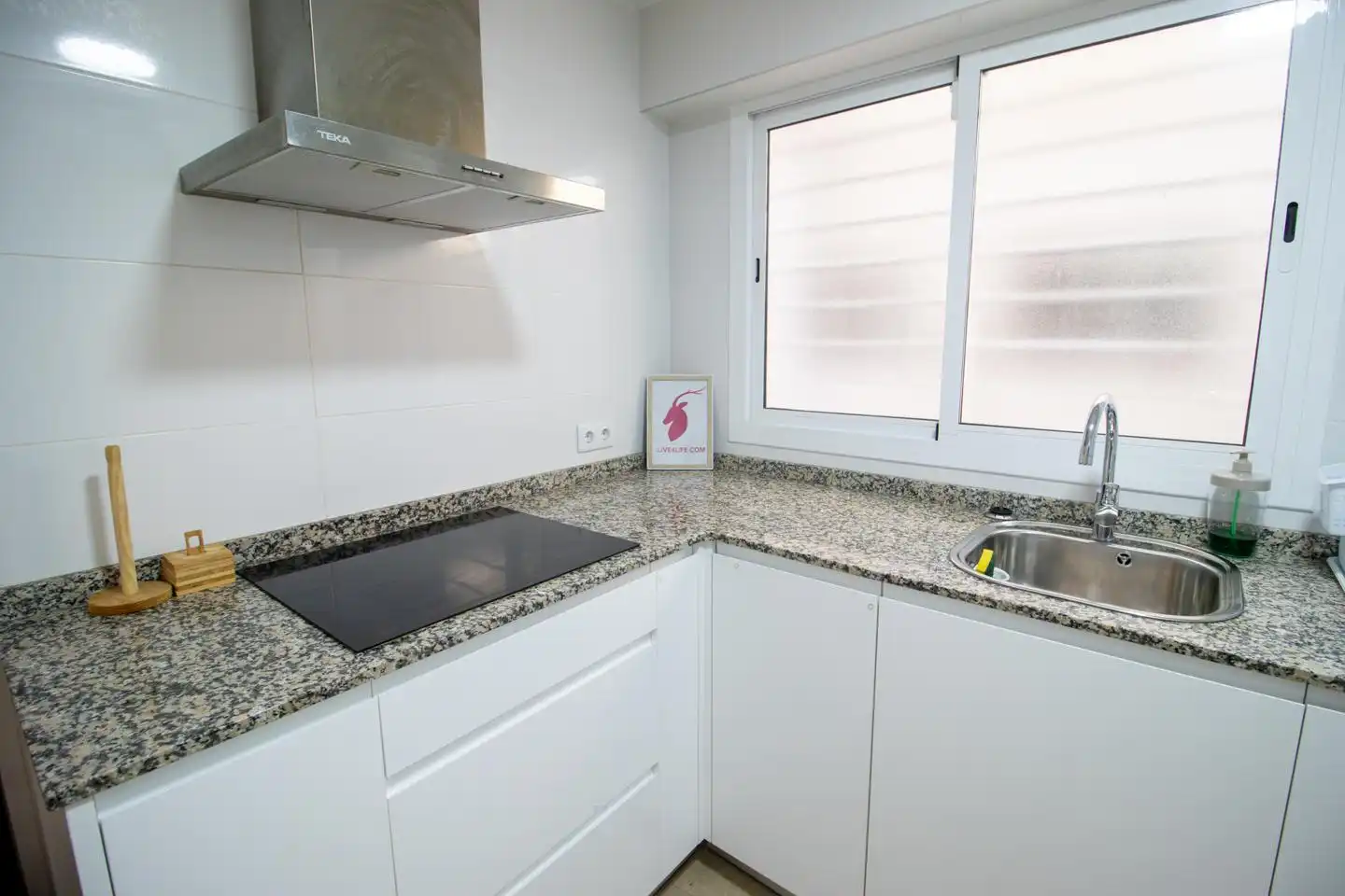 Kitchen of Flat for rent in Valencia  with Terrace and Furnished