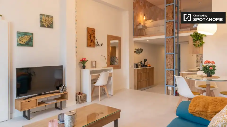 Wohnung mit Terrasse zur Miete in Centro, imagen 3