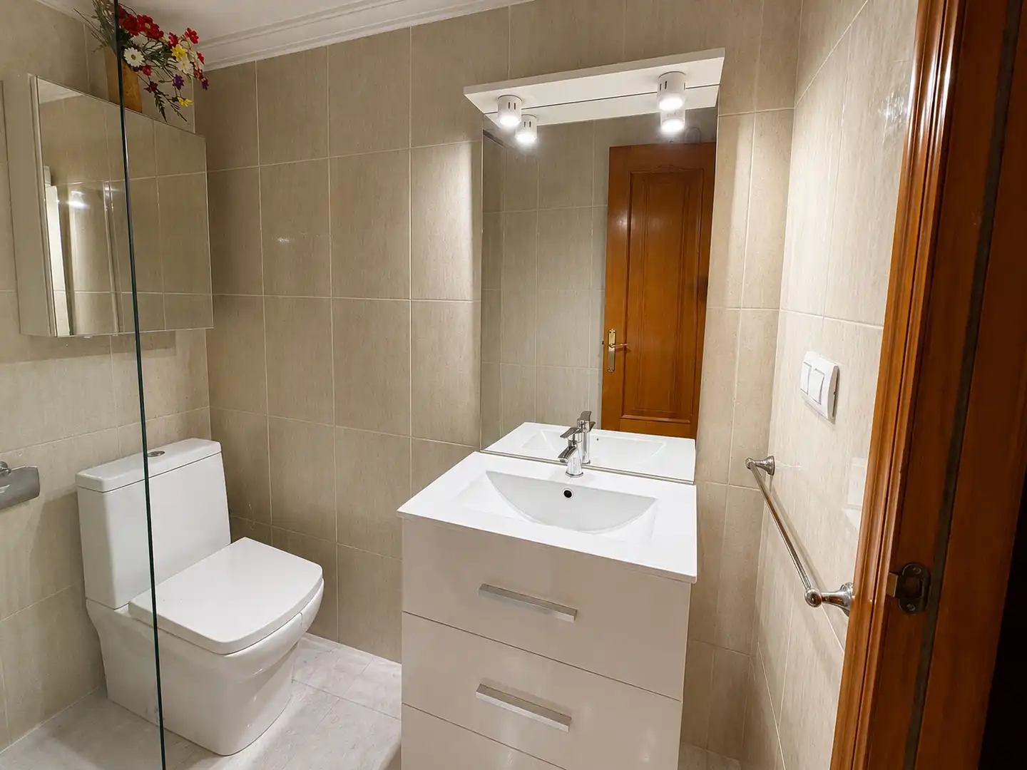 Bathroom of Flat for sale in Sedaví  with Air Conditioner