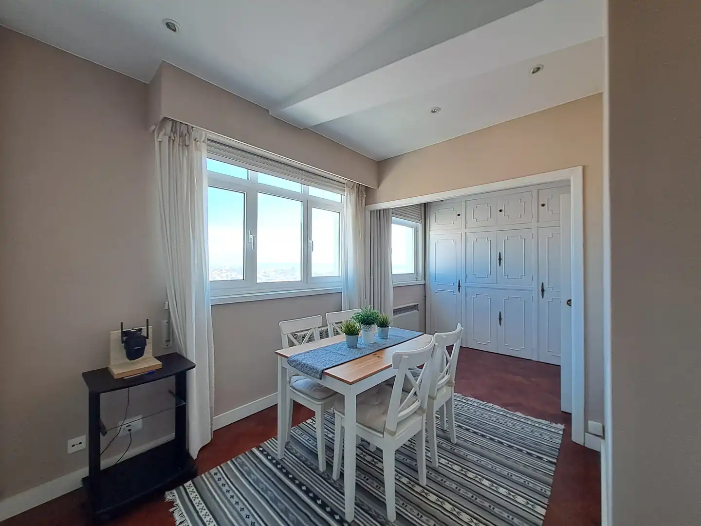 Comedor de Piso de alquiler en A Coruña Capital  con Calefacción, Terraza y Amueblado