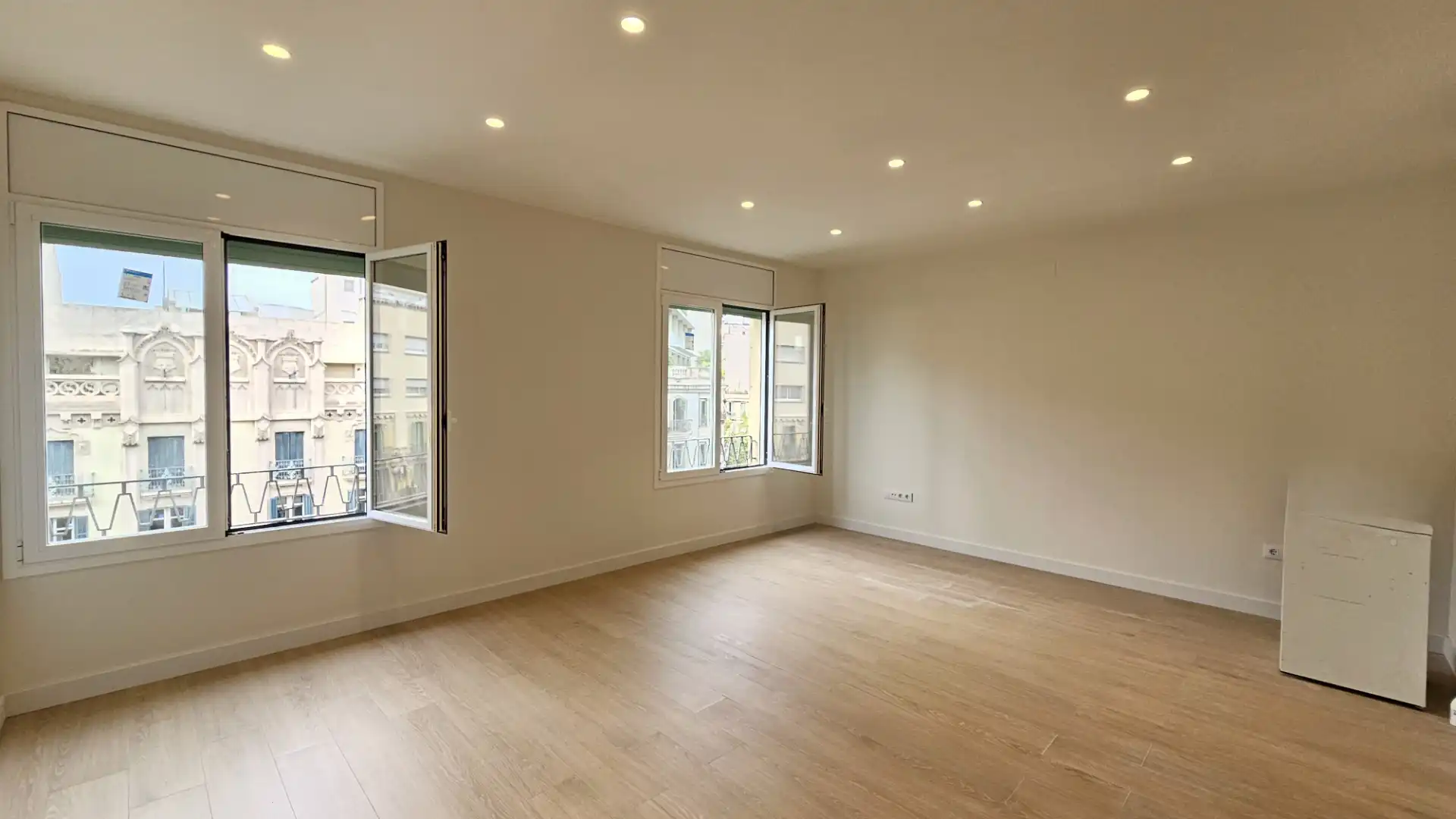 Wohnzimmer von Büro zur Miete in Barcelona mit Klimaanlage, Heizung und Internet