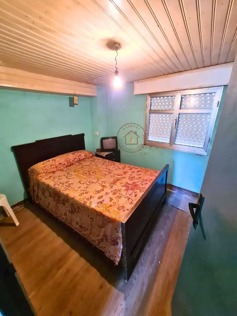 Bedroom of Houses for sale in Lalín  with Private garden, Storage room and Furnished