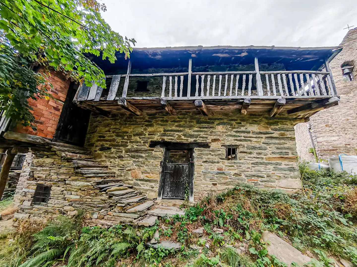 Vista exterior de Finca rústica en venda en Ponferrada