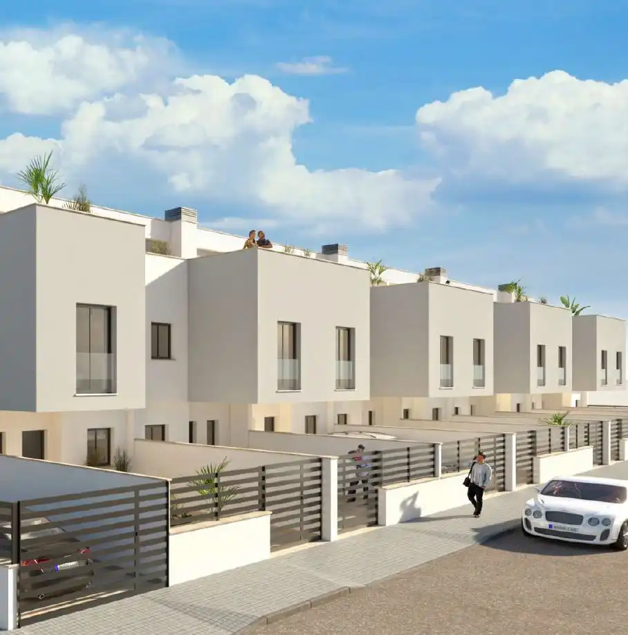 Detached homes for sale in Calle Alba, 9, V Centenario - Piletas - Capuchinos