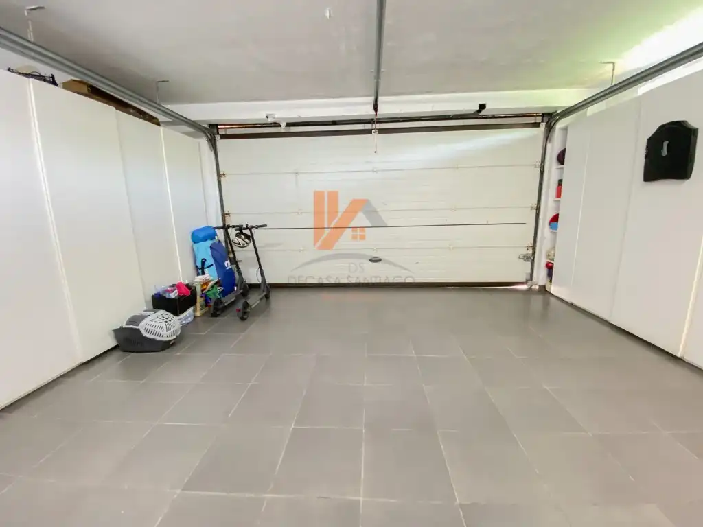 Parking de Casa o chalet en venta en Ames con Jardín privado, Terraza y Piscina