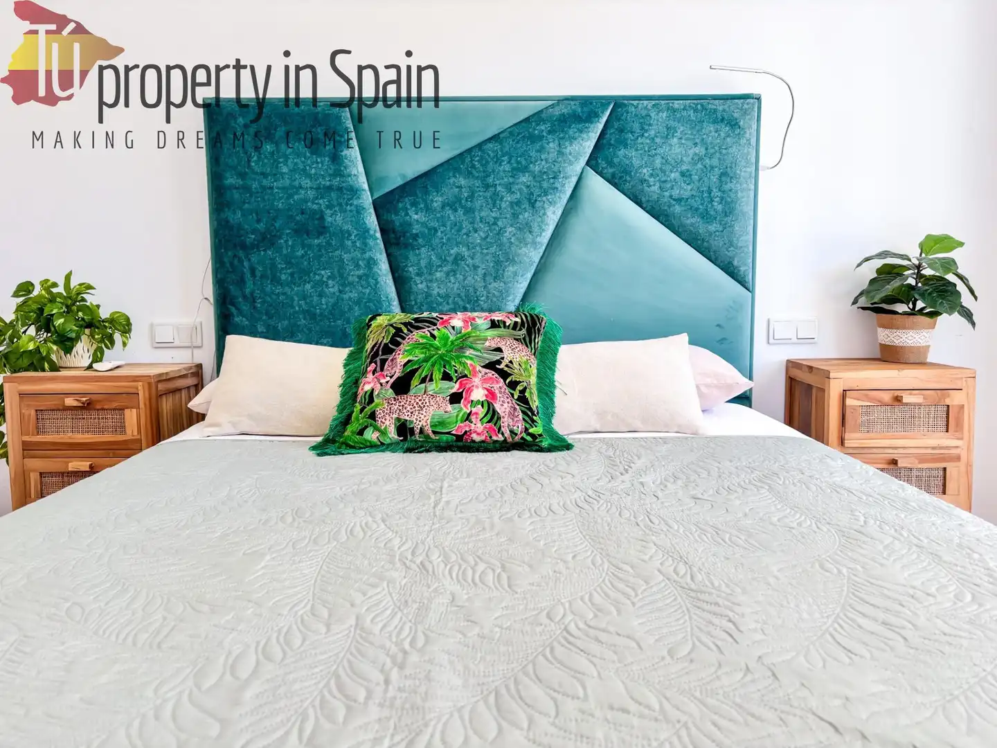 Habitación de Piso para compartir en Alicante / Alacant con Terraza, Amueblado y Piscina comunitaria