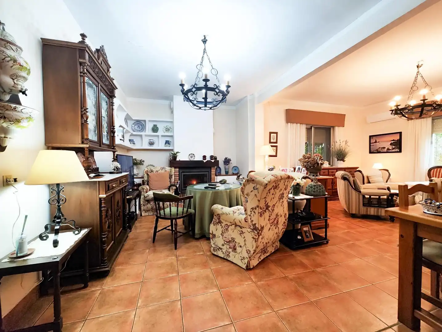 Living room of Houses for sale in Puertollano  with Air Conditioner, Heating and Private garden