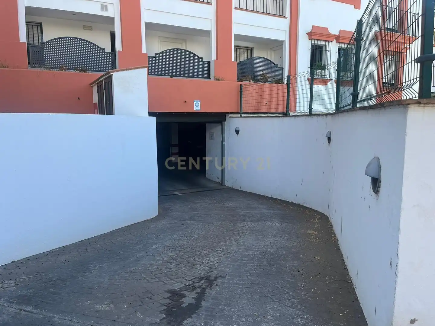 Parking de Apartamento en venta en Estepona