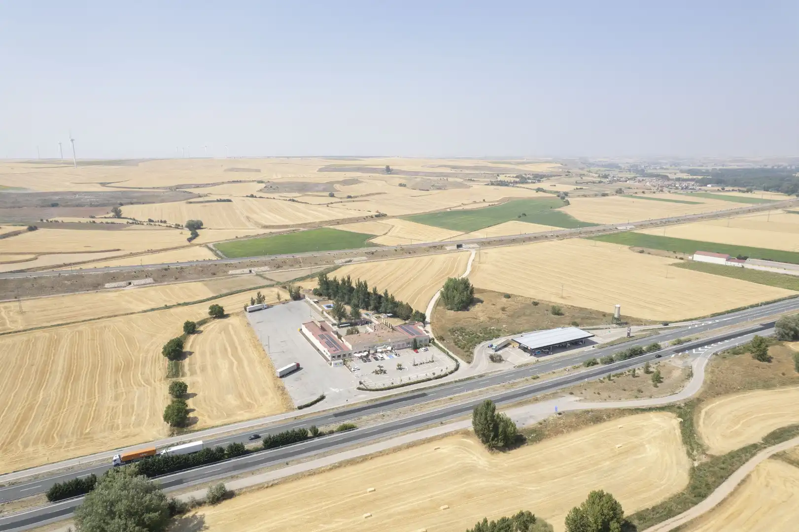 Edificio en venta en Cavia